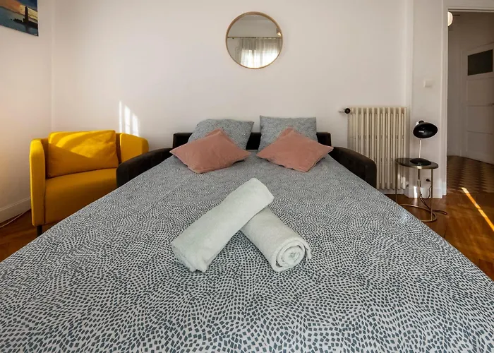 * Le Provencal * Cosy Flat 3 Min Walk From The Sea