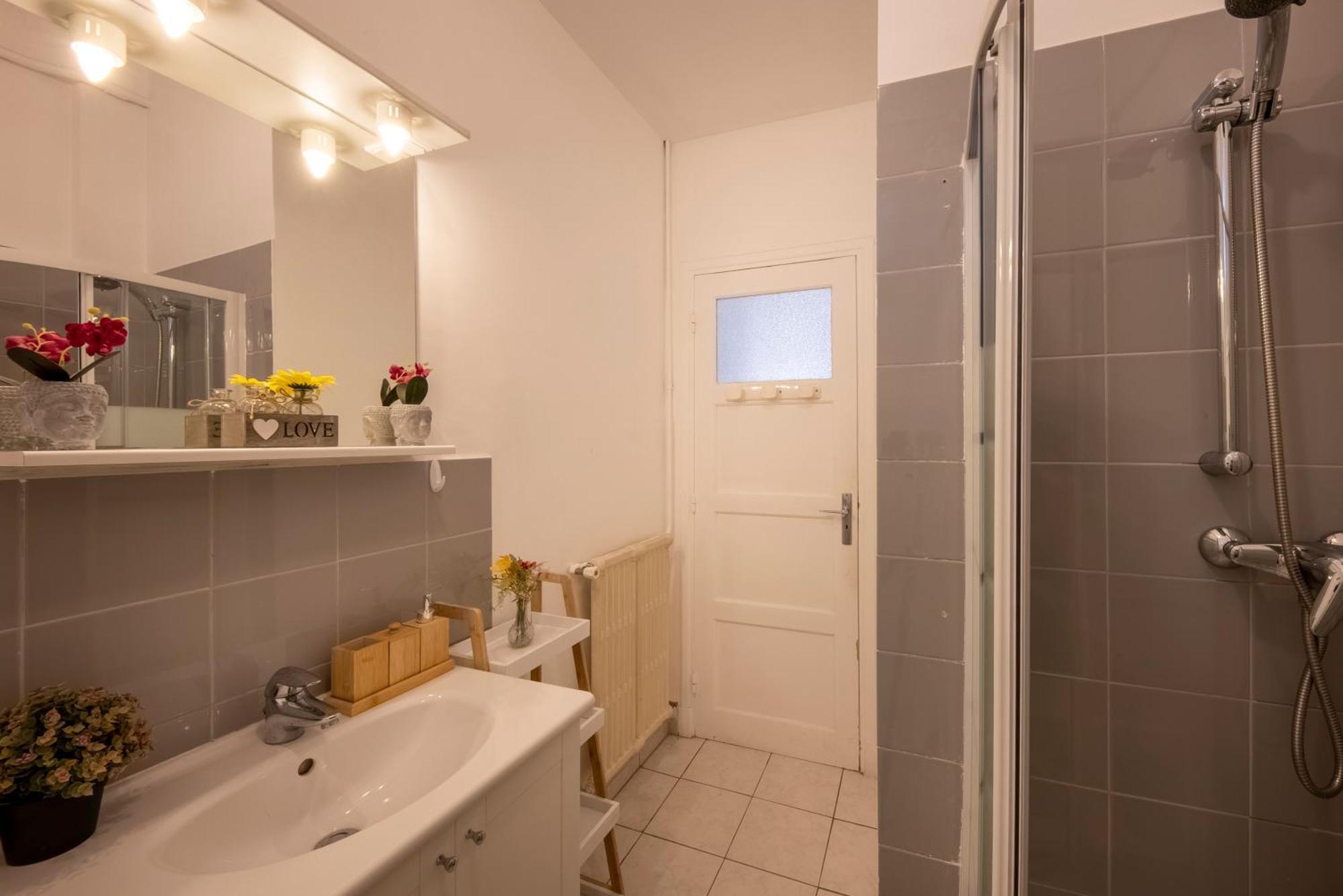 * Le Provencal * Cosy Flat 3 Min Walk From The Sea Appartement
