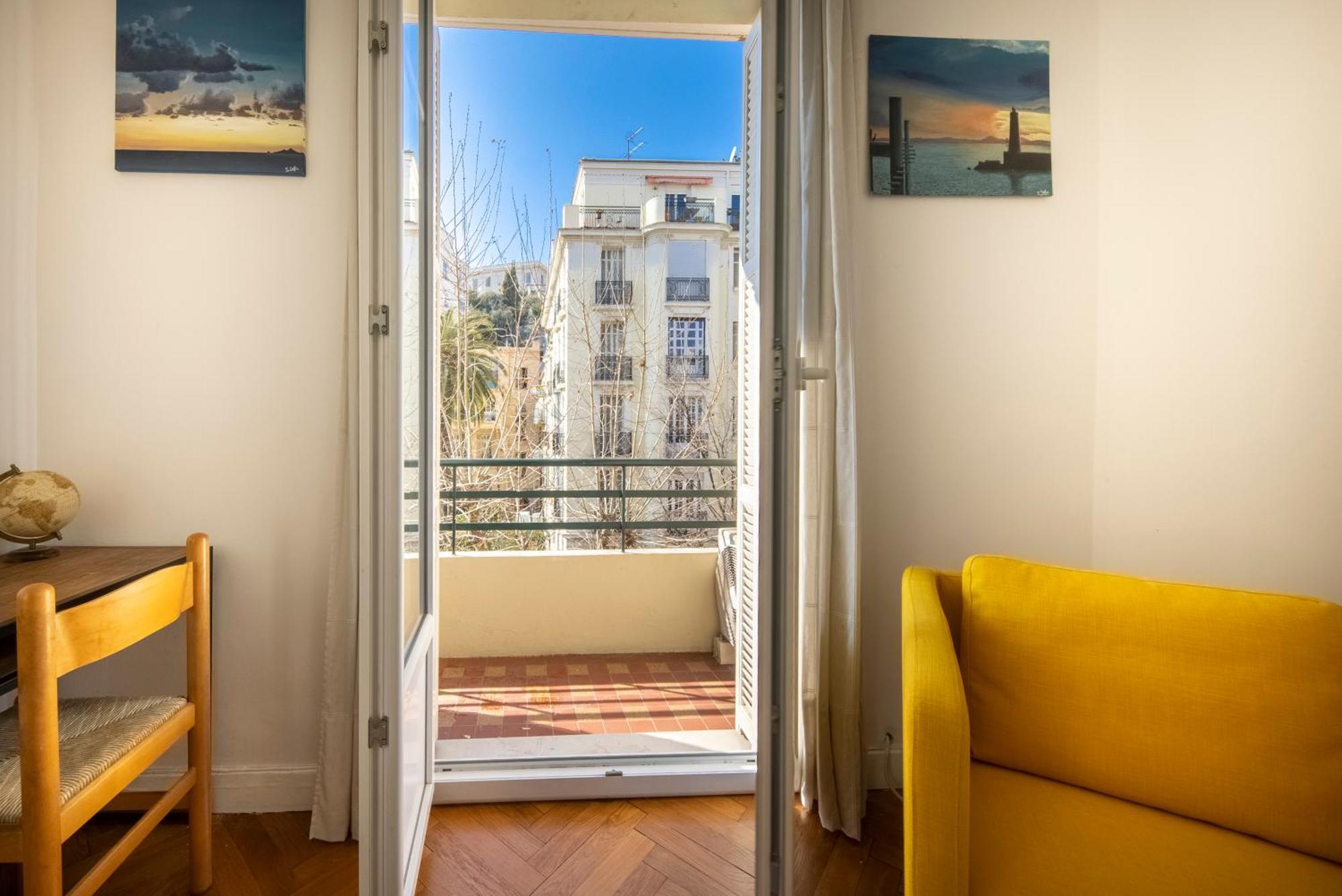 Appartement * Le Provencal * Cosy Flat 3 Min Walk From The Sea *