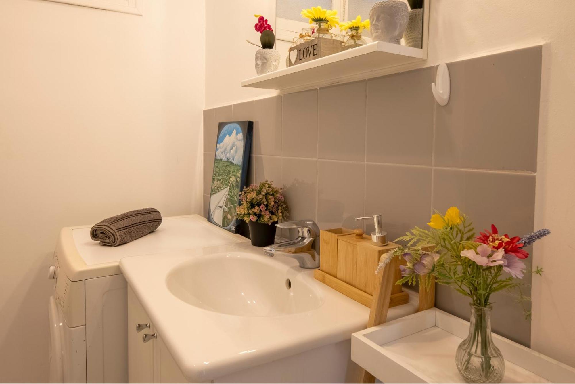 * Le Provencal * Cosy Flat 3 Min Walk From The Sea * Nice