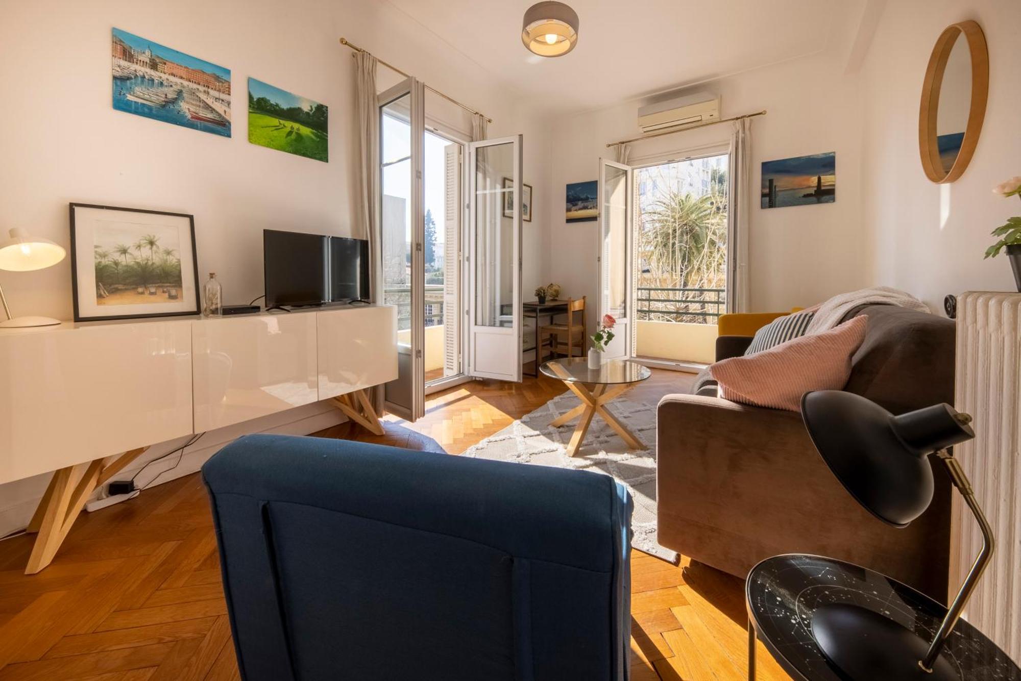 * Le Provencal * Cosy Flat 3 Min Walk From The Sea Appartement *